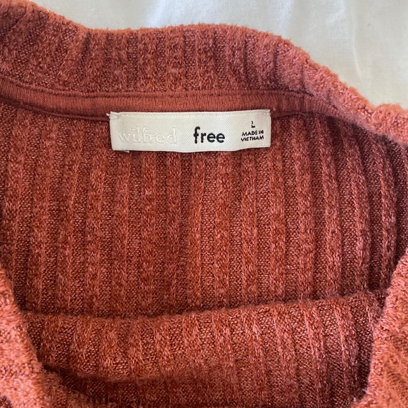 ARITZIA WILDRED FREE SWEATER - Picture 2 of 2